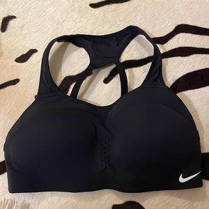 nike high impact sports bra black